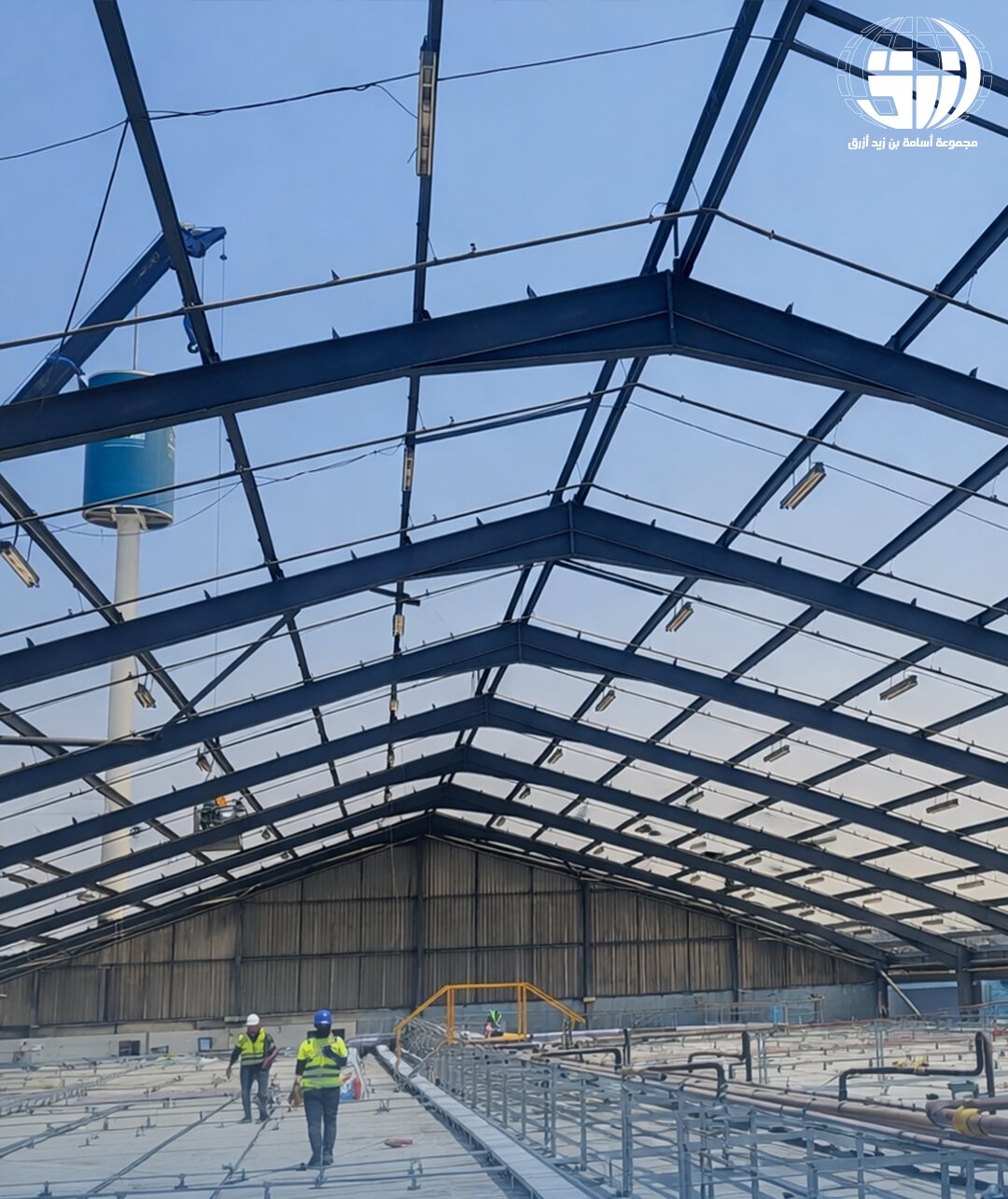 Structural steel roof frame erection